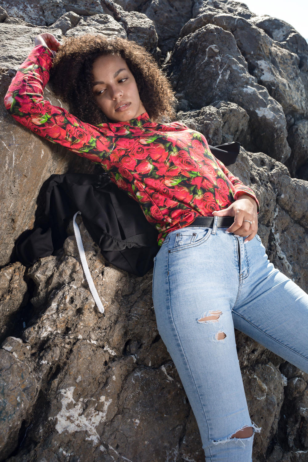 Фото товара 21459, водолазка с розами