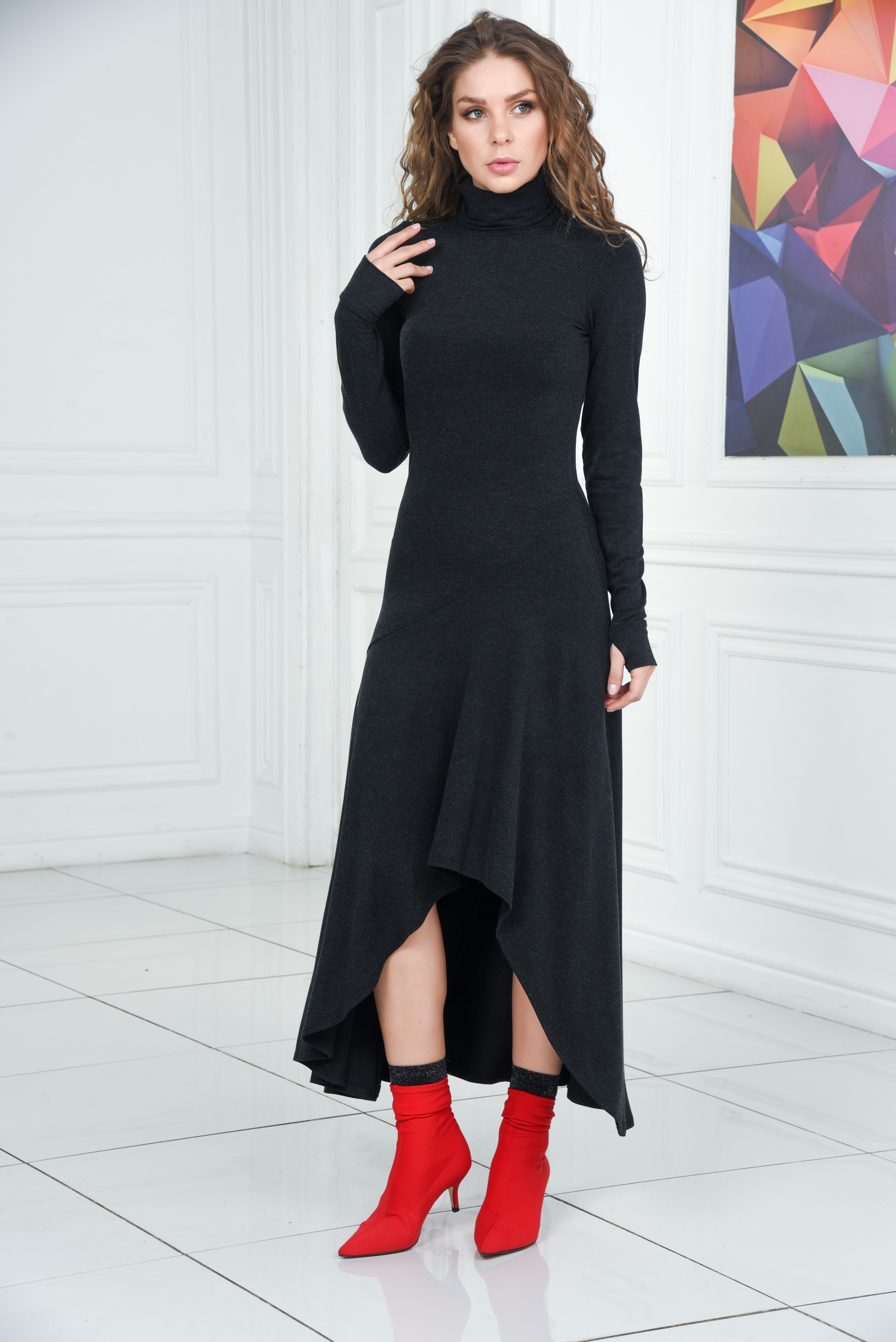 Фото товара 15456, черное платье с длинными рукавами митенками